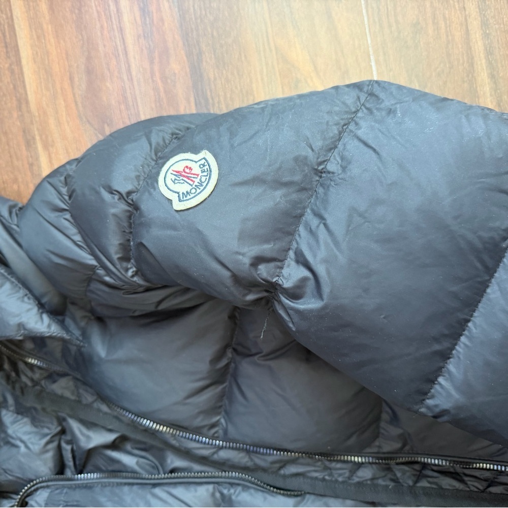 Woman’s Moncler Puffer Jacket - Picture 2 of 5